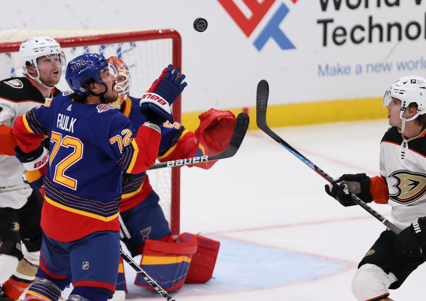 Anaheim Ducks vs St. Louis Blues